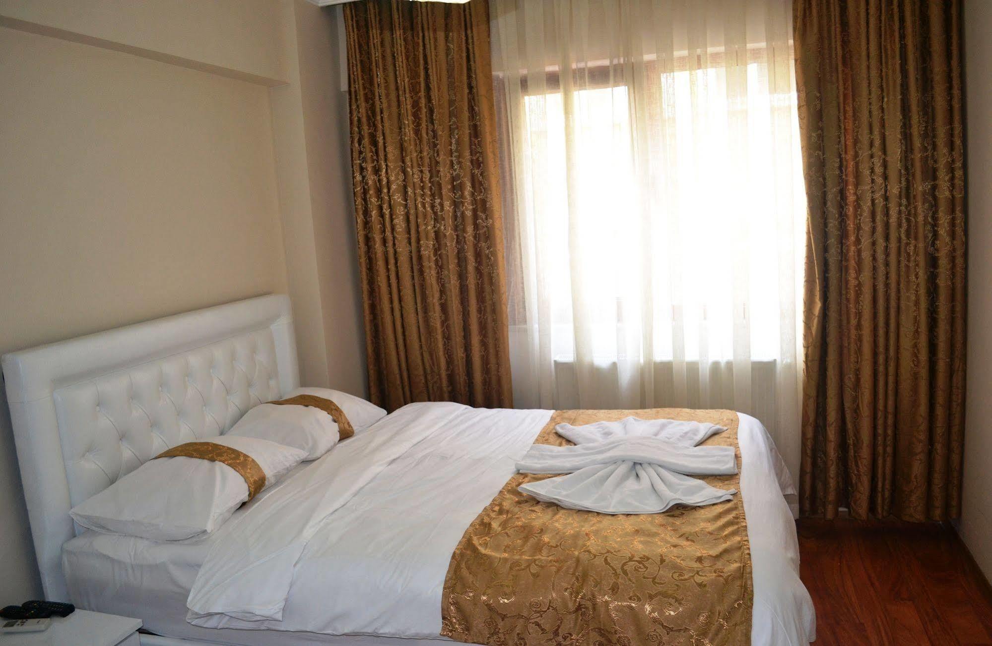 Istanbul Comfort Hotel Esterno foto