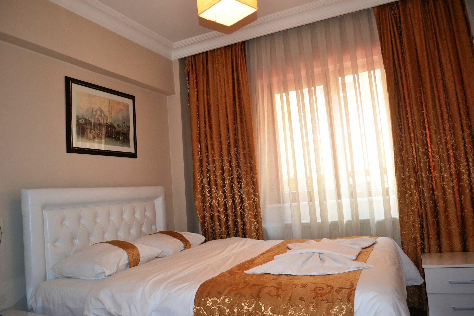 Istanbul Comfort Hotel Esterno foto
